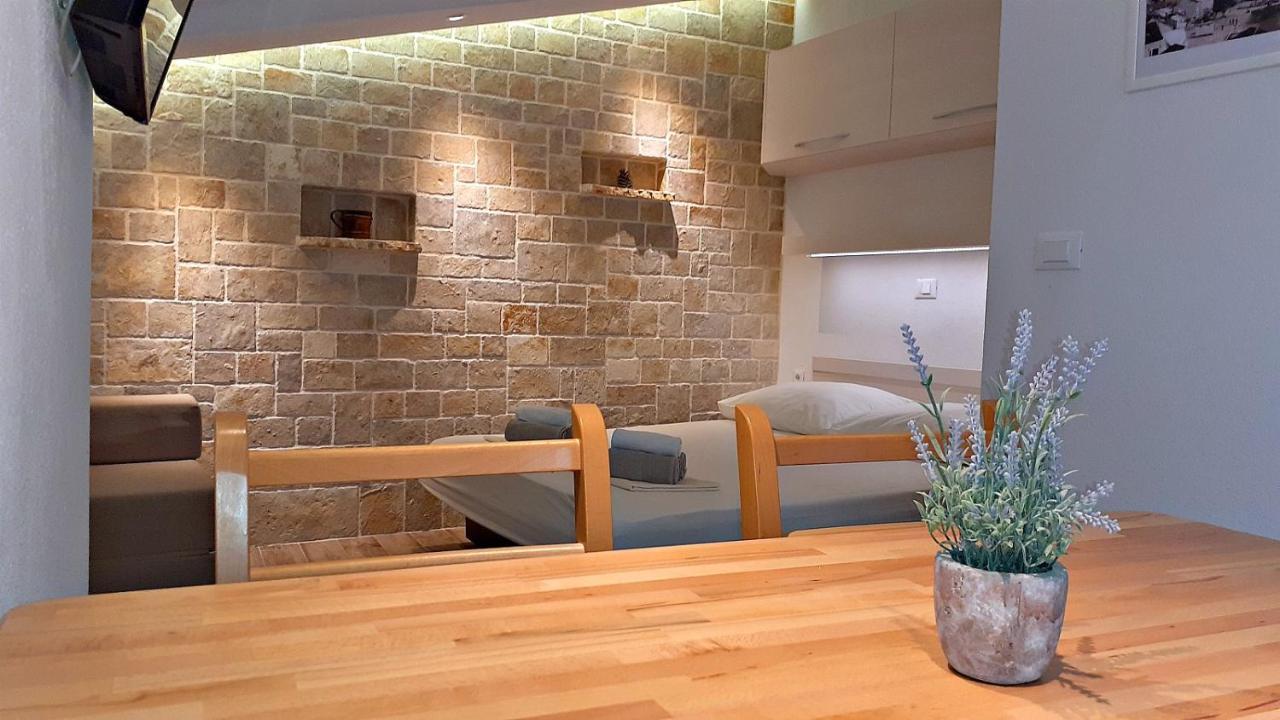 דירות באסקה וודה Stone House Bonaca מראה חיצוני תמונה